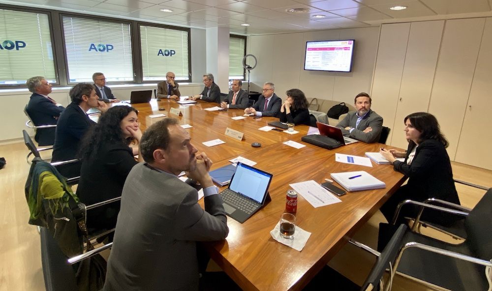 Reunion AOP-CLH sobre ecocombustibles