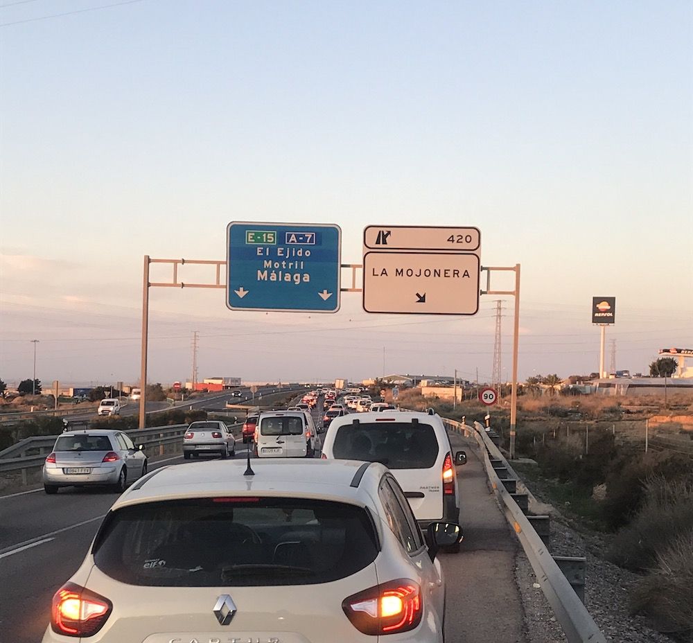 Restricciones a camiones en la A-7 a su paso por Almeria
