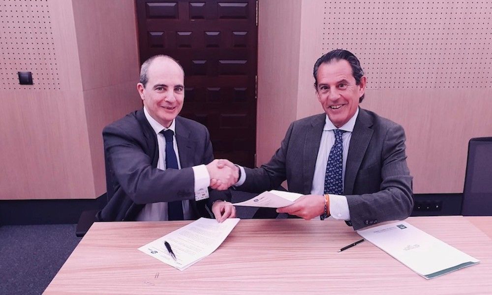 Firma del acuerdo del CEL y la Red Logistica de Andalucia