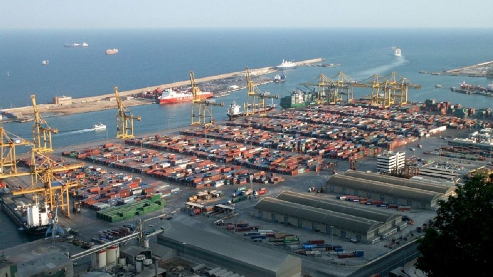 Contenedores en un puerto