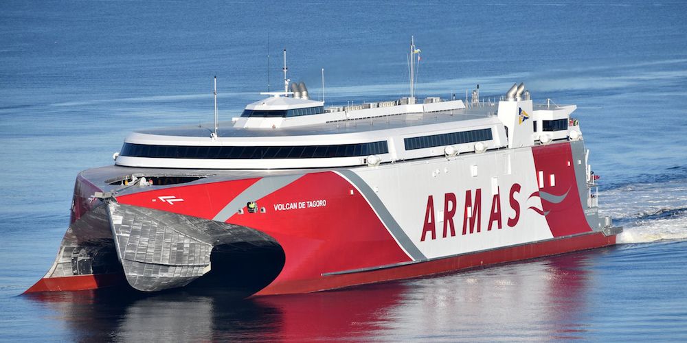 ferry-volcan-de-tagoro de Trasmediterranea naviera armas