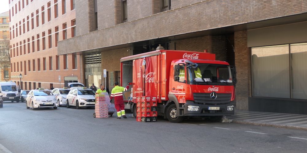 distribución urbana Mercedes Atego Coca Cola Horeca