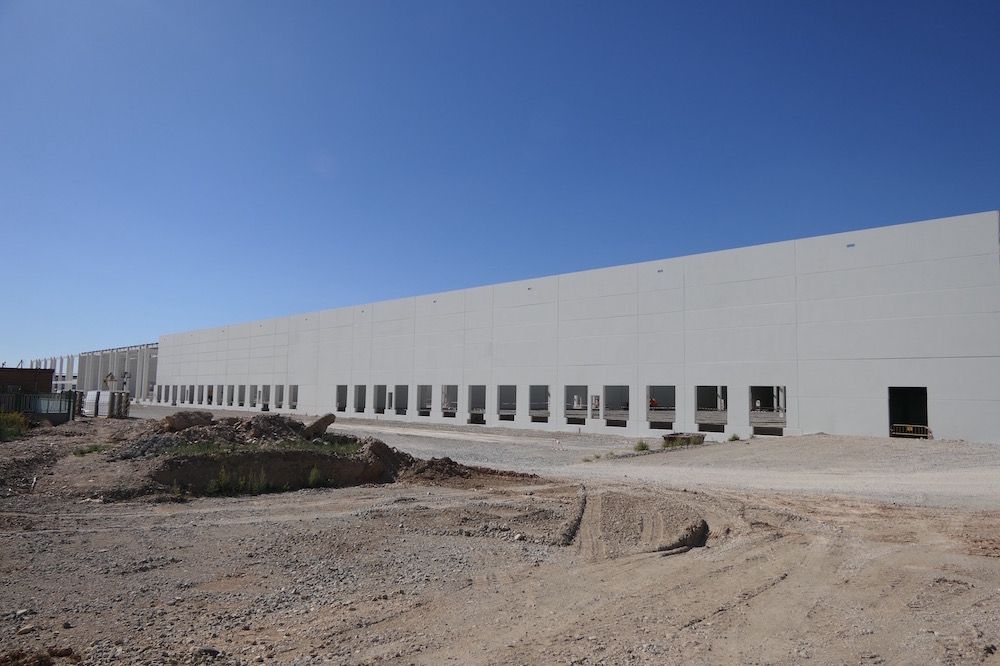 nave-de-GSE-en-Miralcampo-para-Merlin-Porperties