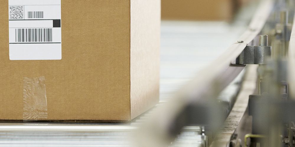 servicios logisticos e-commerce paquete cinta clasificadora