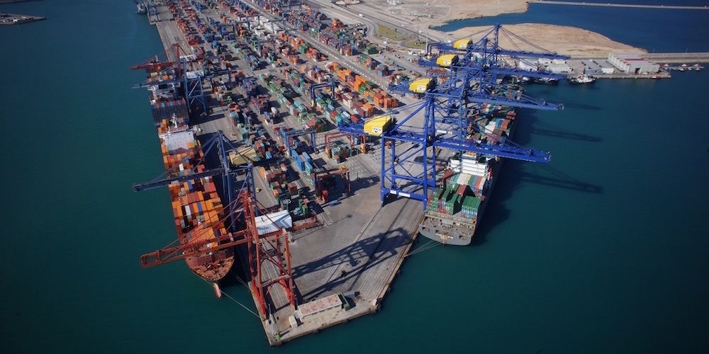 Terminal-TCV de-contenedores-del-puerto-de-Valencia