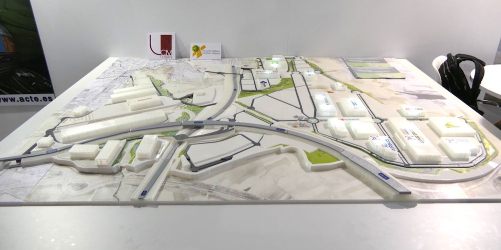 maqueta con el proyecto de ampliacion de PCI