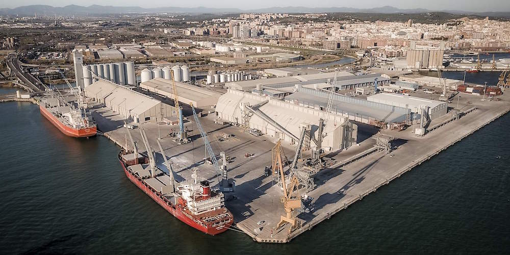 aerea puerto Tarragona muelles graneles solidos aerea puerto Tarragona muelles graneles solidos