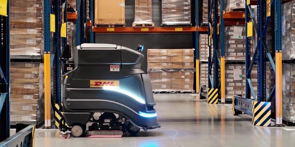 dhl avidbots robots almacen