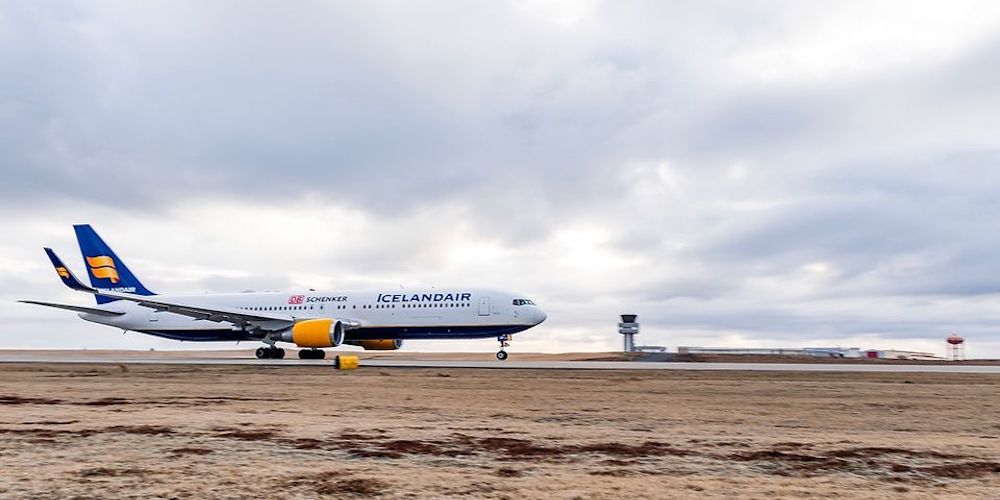 avion de Icelandair para el servicio de DB Schenker avion de Icelandair para el servicio de DB Schenker