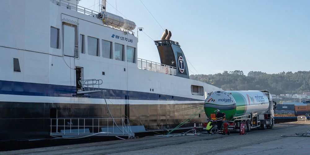 Bunkering-de-GNL-en-el-puerto-de-Ferrol