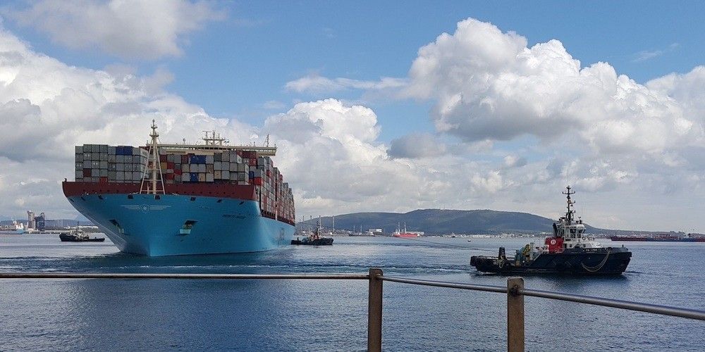 Buque de Maersk en el puerto de Algeciras