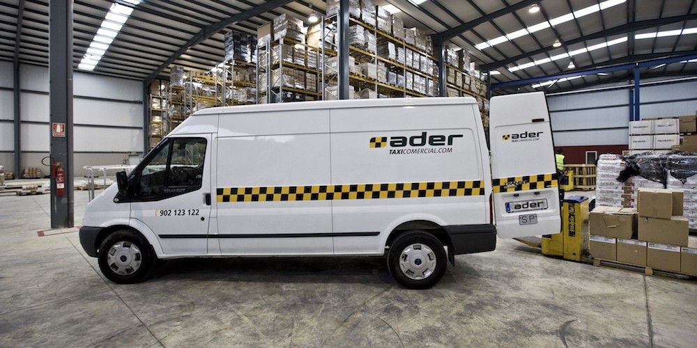 Furgoneta e instalaciones de Ader Furgoneta e instalaciones de Ader