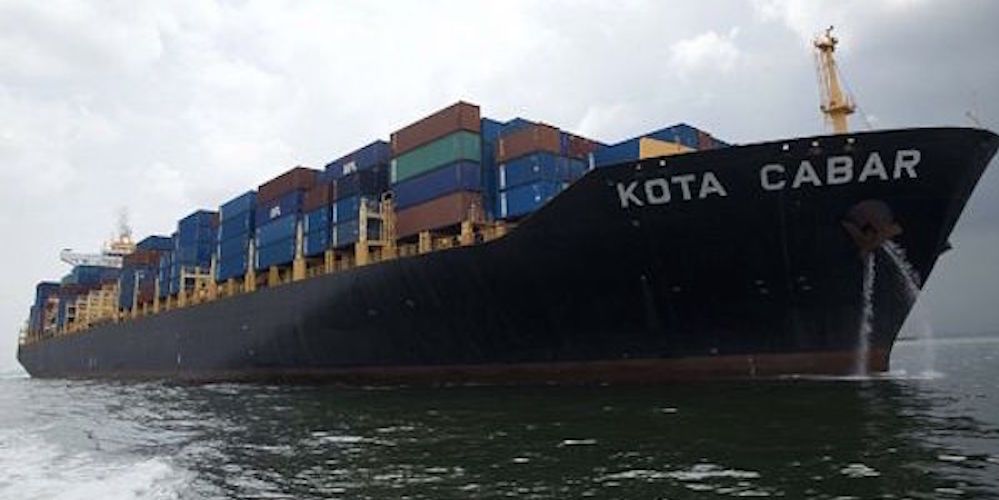 Barco-de-Pacific-International-Lines Barco-de-Pacific-International-Lines