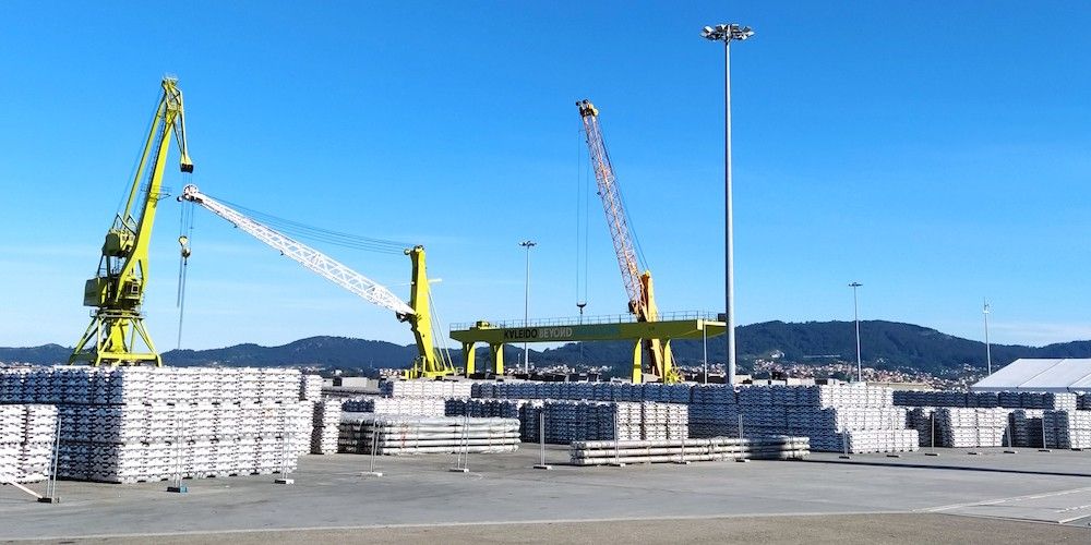 ap vigo graneles gruas y puente grua Kaleido