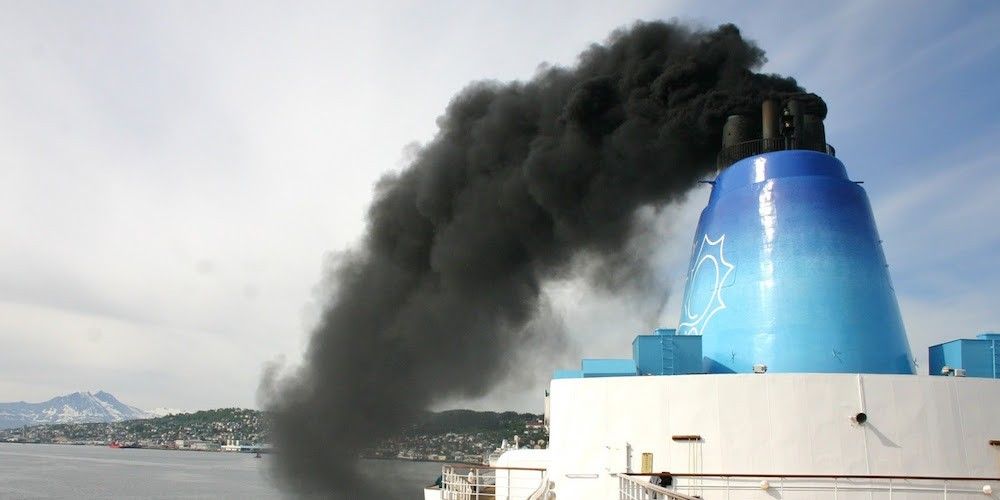 chimemea barco humo contaminacion
