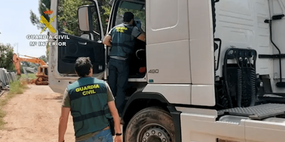 guardia civil inspeccion camion controles carretera transportes