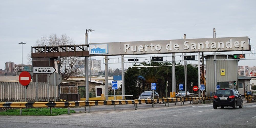acceso viario al puerto de Santander