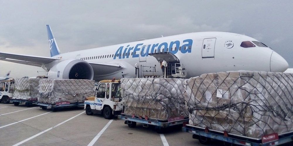 Air Europa carga aerea Barjas material sanitario