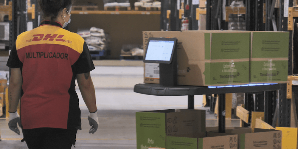 Robot autonomo en el almacen de Seseña de DHL SC