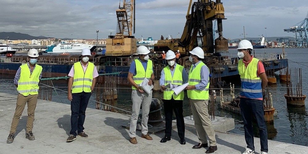 Obras de la rampa-roro del Muelle de Isla Verde interior en el puerto de Algeciras