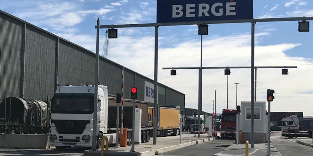 acceso terminal automatizada Berge puerto bilbao