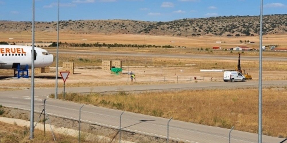 aeropuerto teruel espacio para naves aeropuerto teruel espacio para naves