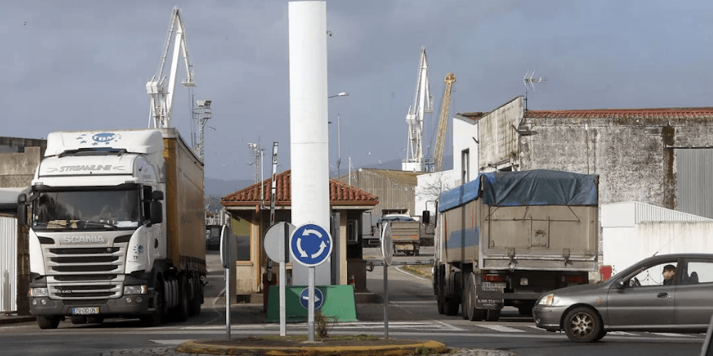 acceso puerto Villaracia