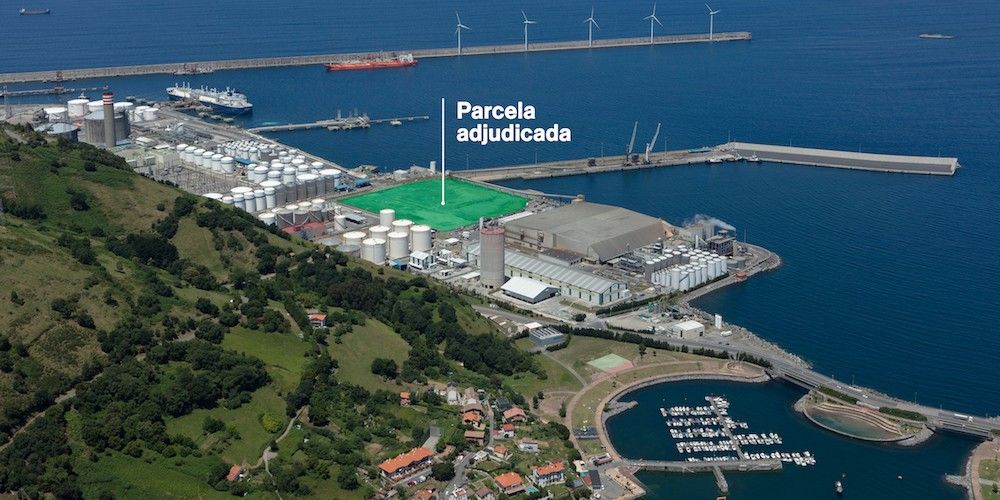 parcela petronor puerto de Bilbao muelle Punta Sollana