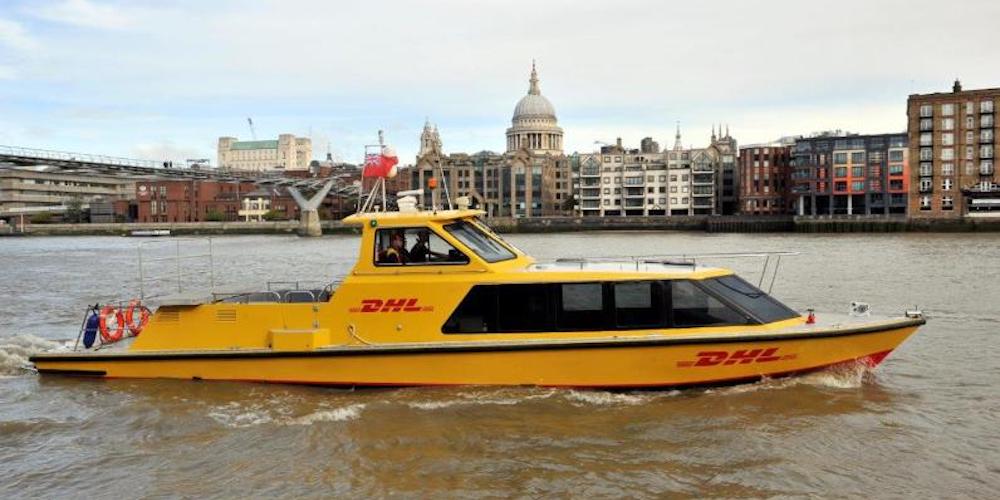 Barco para el transporte de paqueteria en Londres