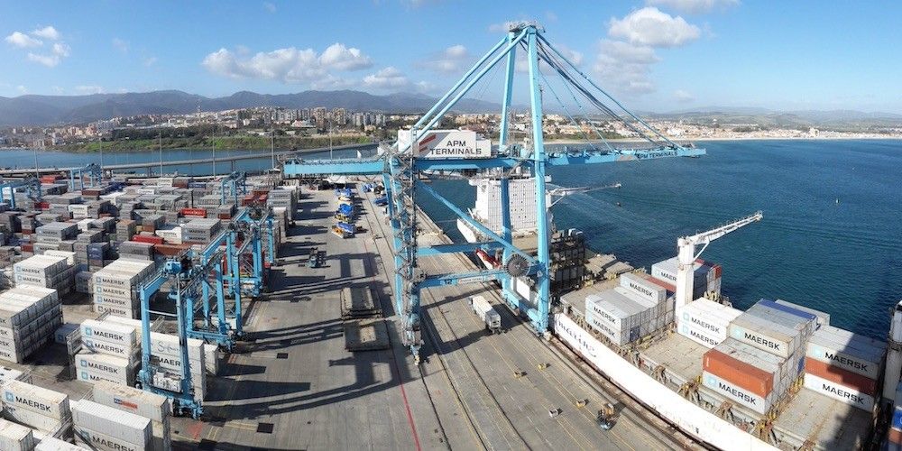 APM Terminals Algeciras ojo de pez contenedores