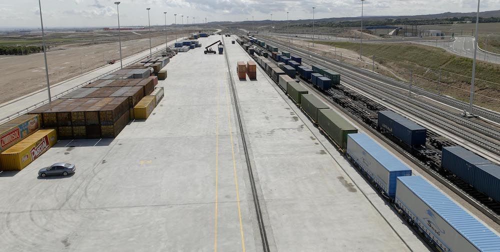 terminal ferroviaria plaza