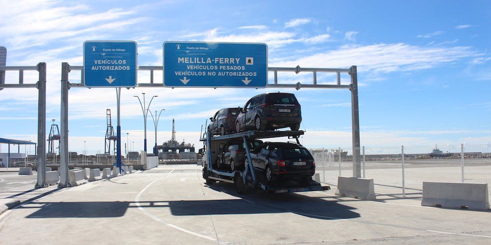 acceso camiones Ferry puerto Malaga