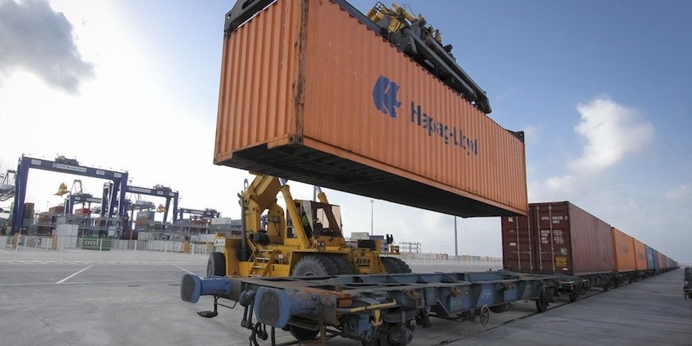 Terminal ferroportuaria puerto Algeciras-Isla Verde Exterior Terminal ferroportuaria puerto Algeciras-Isla Verde Exterior