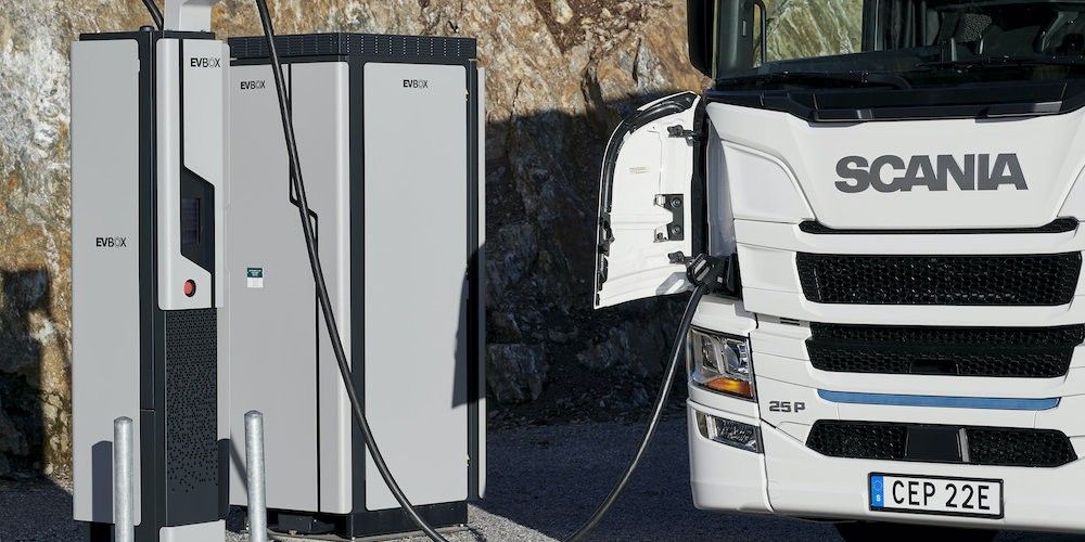 Scania acuerdo con Engie para estaciones de recarga de camiones electricos