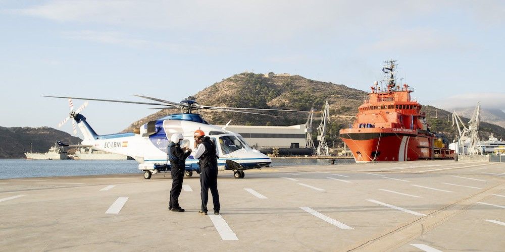 traslado helicóptero plataforma offshore puerto cartagena