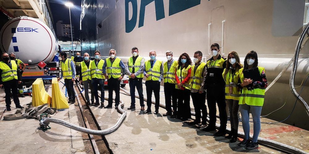 bunkering gnl balearia puerto almeria