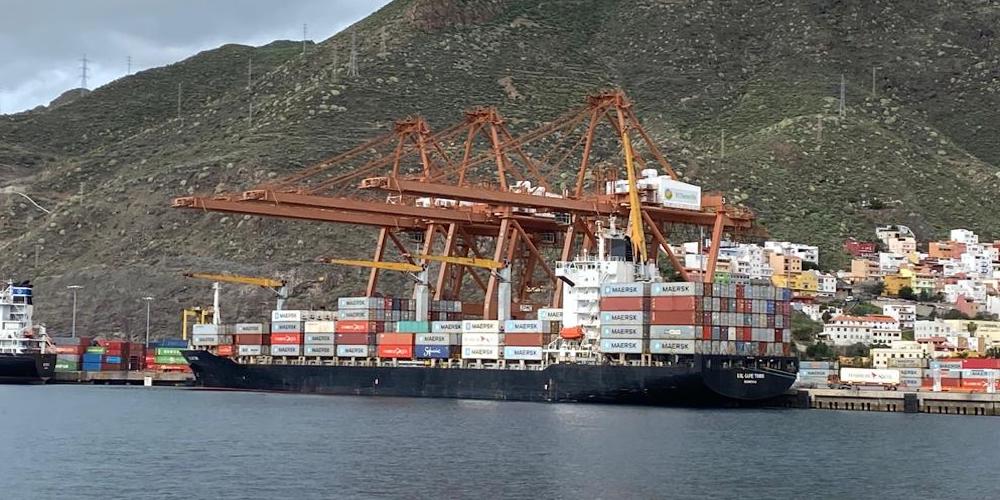 Cape Town Maersk en TCTenerife, puerto Tenerife