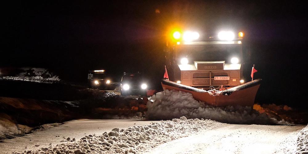 camion iveco quitanieves unidad militar de emergencias en temporal filomena enero 2021 camion iveco quitanieves unidad militar de emergencias en temporal filomena enero 2021
