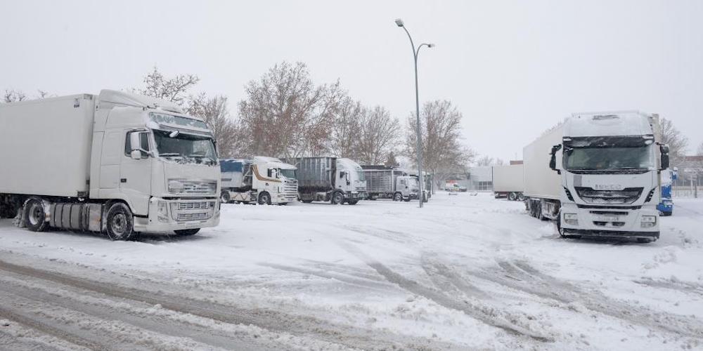 camiones retenidos temporal nieve