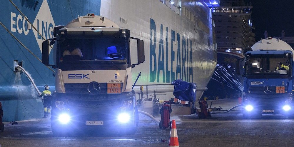Bunkering GNL Balearia ESK puerto Barcelona Bunkering GNL Balearia ESK puerto Barcelona