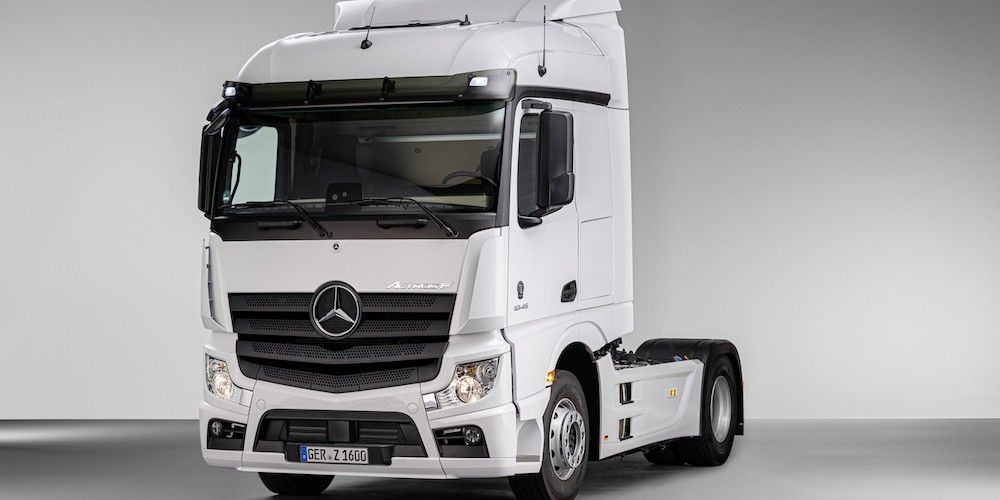 Neue Lkw-Modelle der Actros-Baureihe jetzt bestellbar: Verkaufsstart von Actros F und Edition 2New truck models of the Actros range now available for order: sales start of Actros F and Edition 2