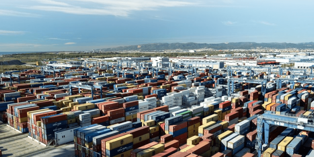 Contenedores terminal puerto Barcelona copia