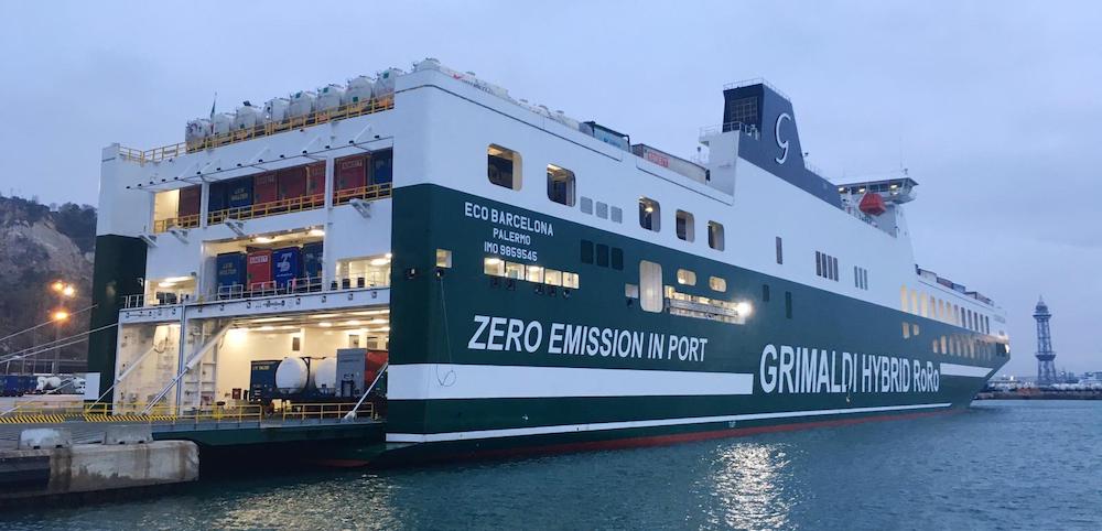 grimaldi eco barcelona atracado en el puerto de barcelona grimaldi eco barcelona atracado en el puerto de barcelona