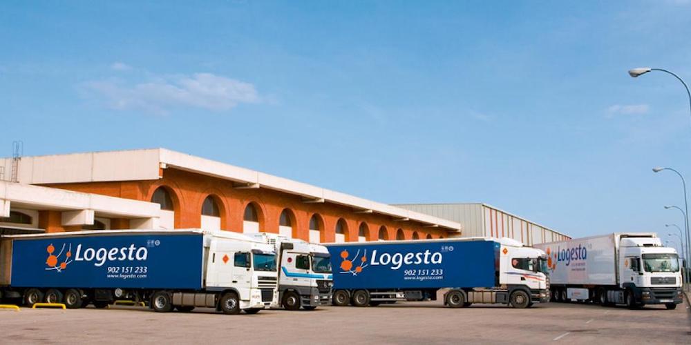 camiones logesta en la plataforma de leganes