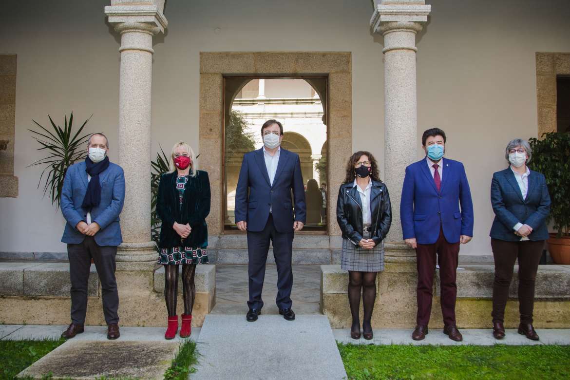 firma estrategia logistica extremadura febrero 2021