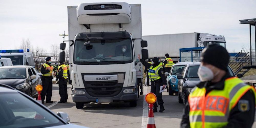 frontera alemania republica checa carretera camiones esperas