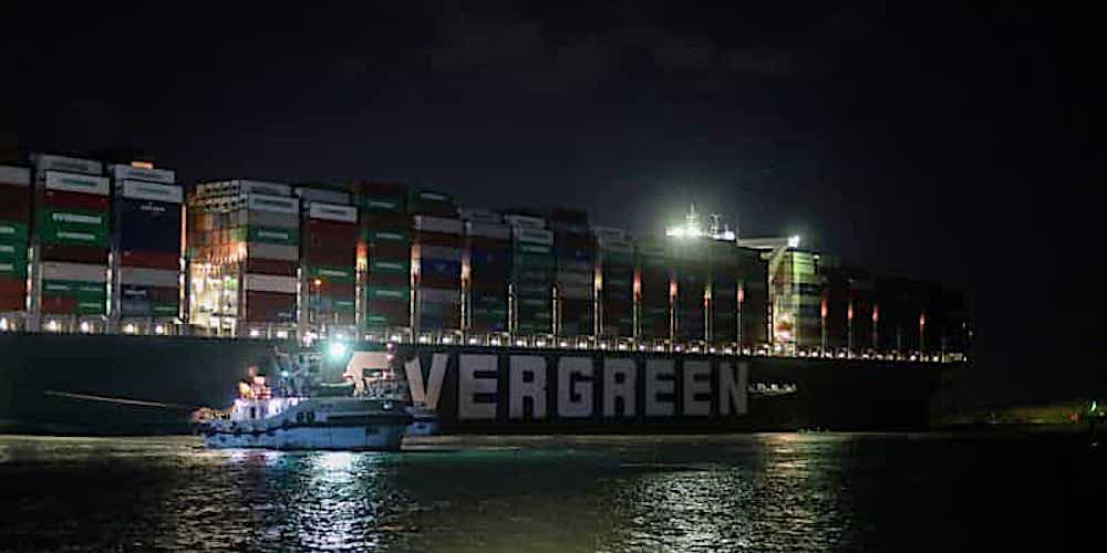 Ever Given tareas de reflotacion en el canal de suez