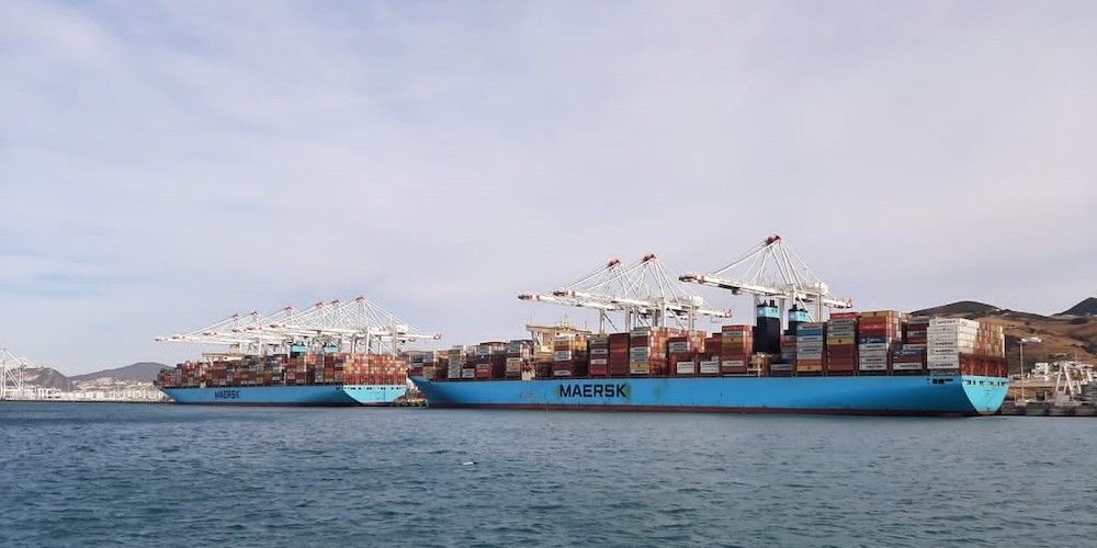 portacontenedores Maersk atracados en APM Tanger Med