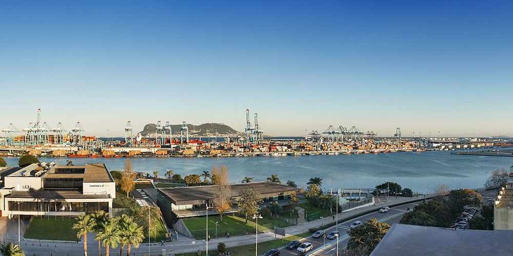 panoramica puerto algeciras desde tierra