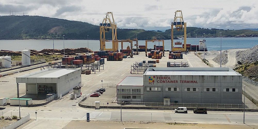 La situación en el mar Rojo afecta los tráficos de contenedores de los dos enclaves gallegos.
